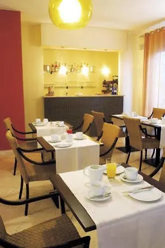 Insula פאביננה