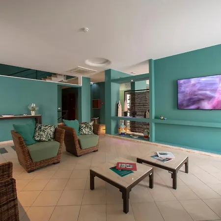 Hotel Insula 3*