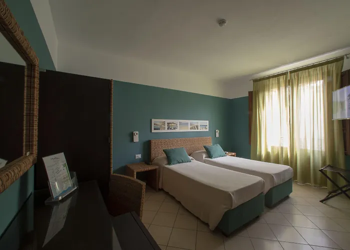 Insula Отель Фавиньяна